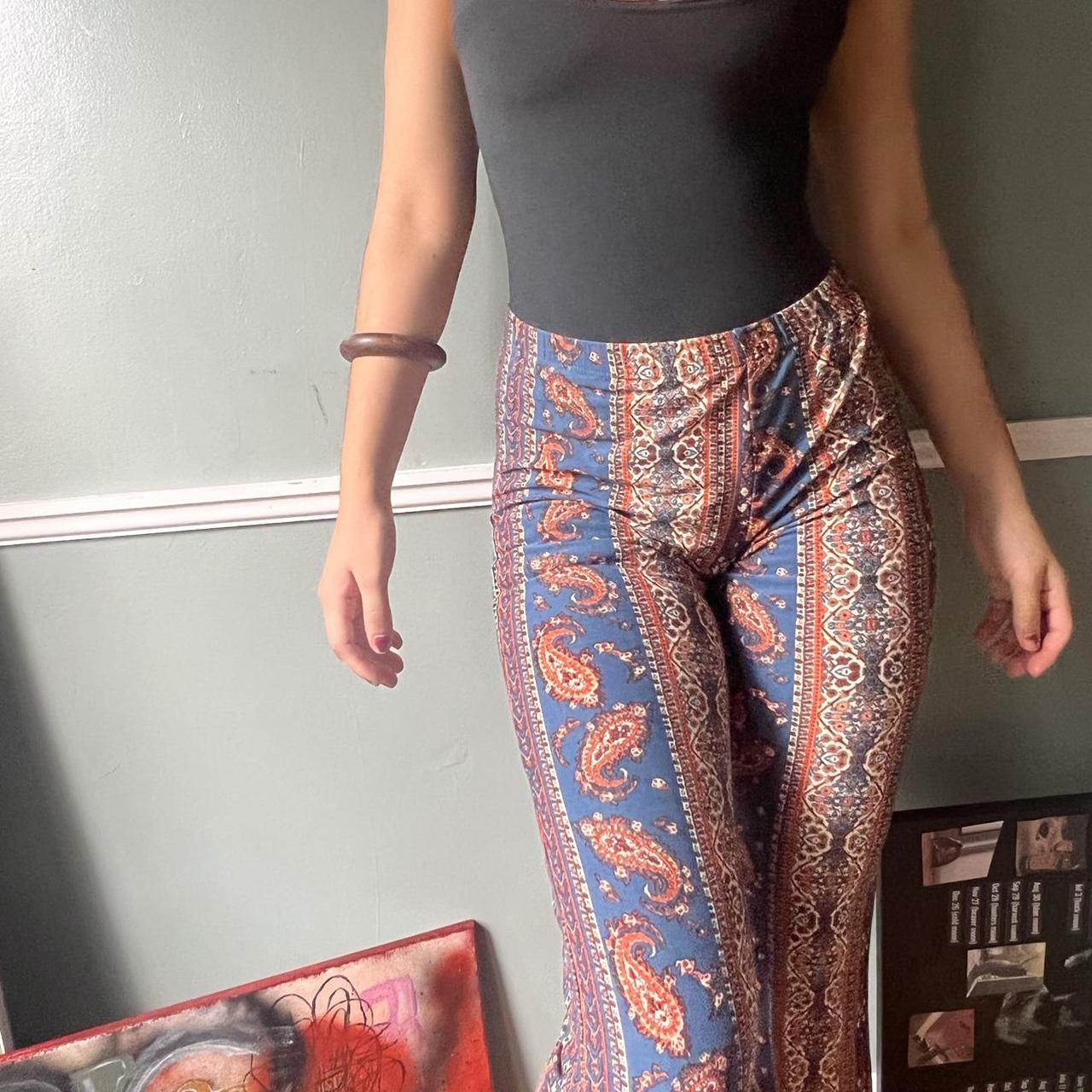 Dreamer print flare pants. Thick Stretchy material