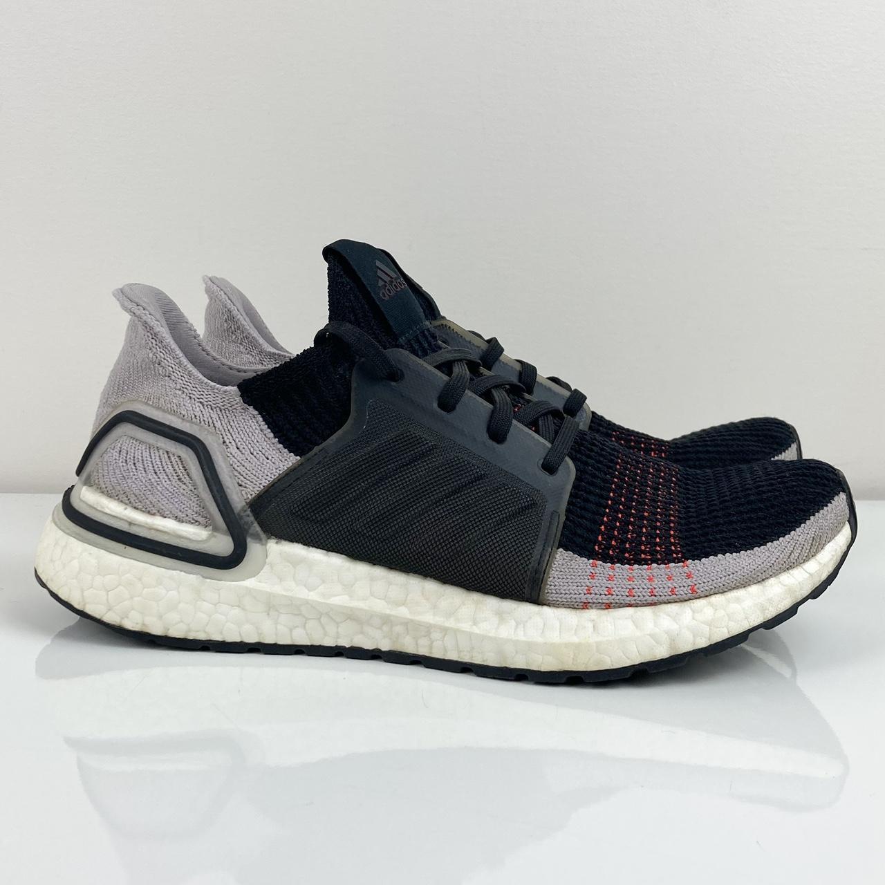 Adidas women's ultraboost 2025 19 running shoes white/purple/black