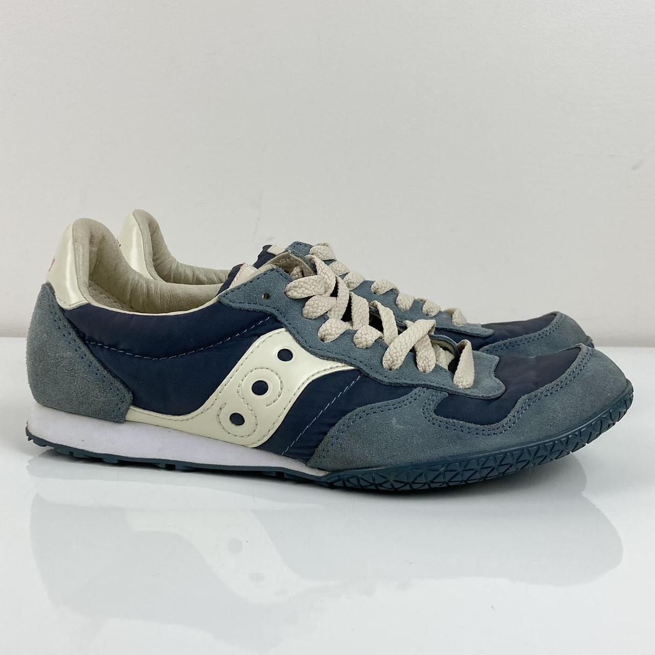 Saucony women's outlet bullet shoes