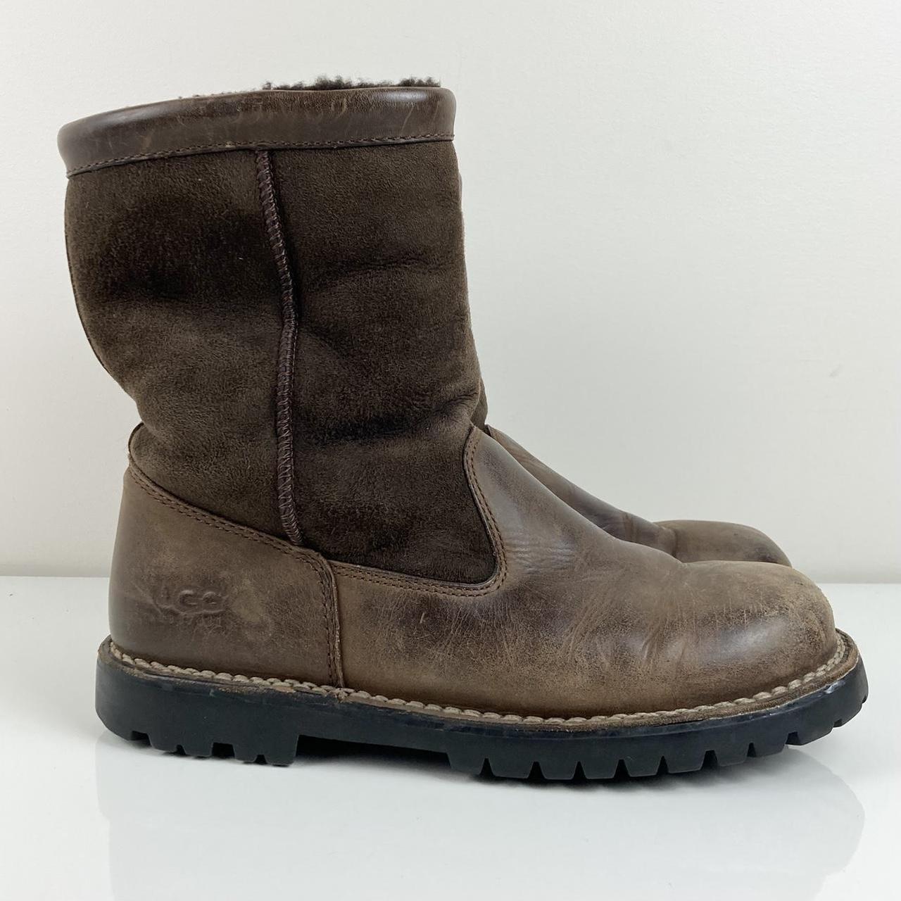 Ugg deals beacon boots