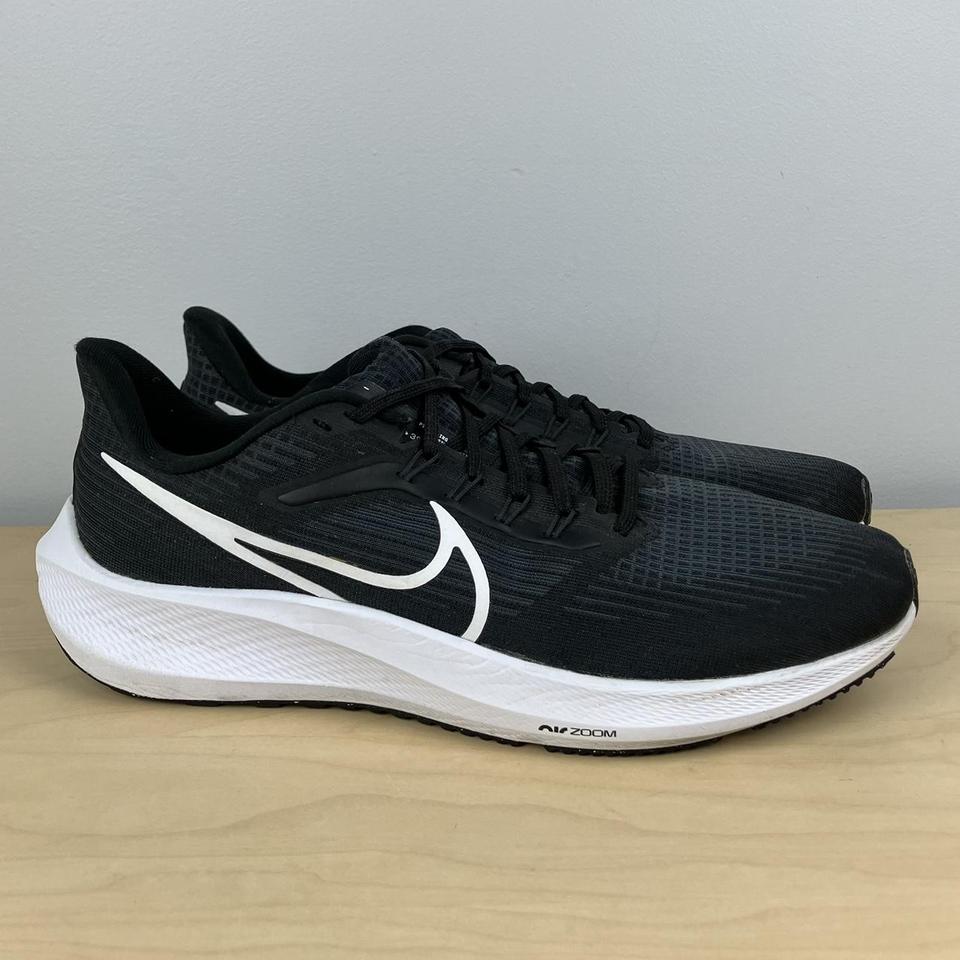 Nike Women's In Season TR7 Dark Gray Athletic | Depop