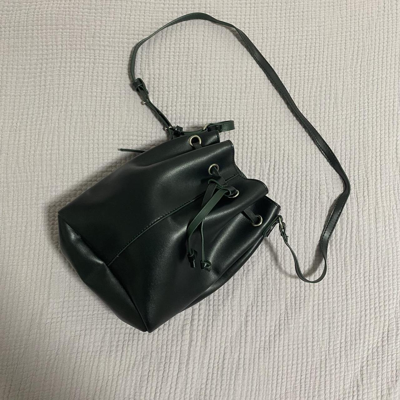 Urban outfitters bucket bag sale