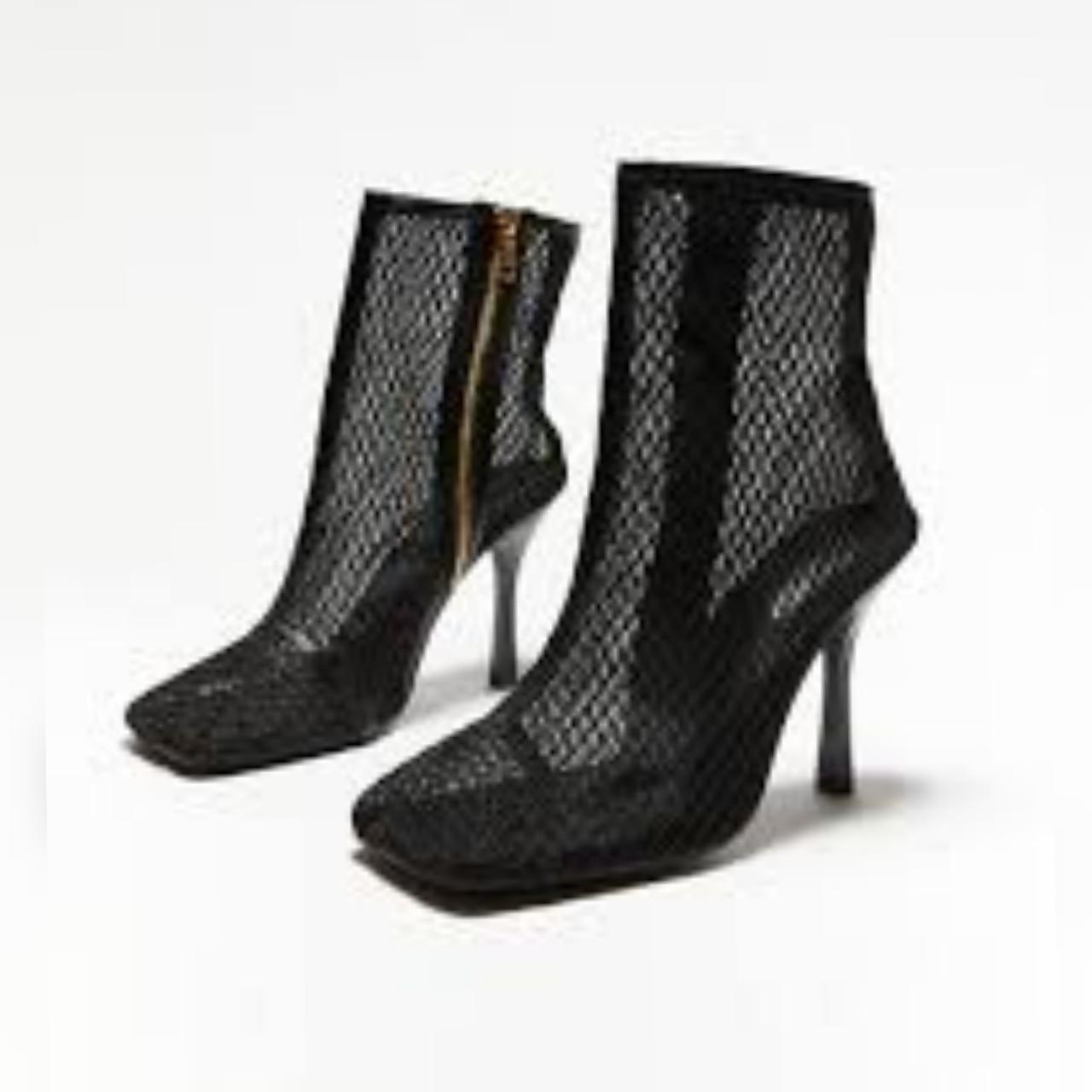 Cape robbin clearance ankle booties