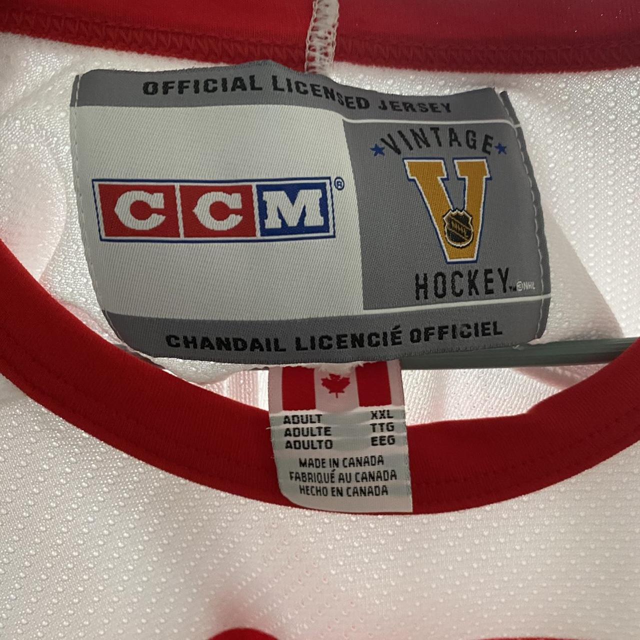 Canada Goose Men's Red and White Top (4)