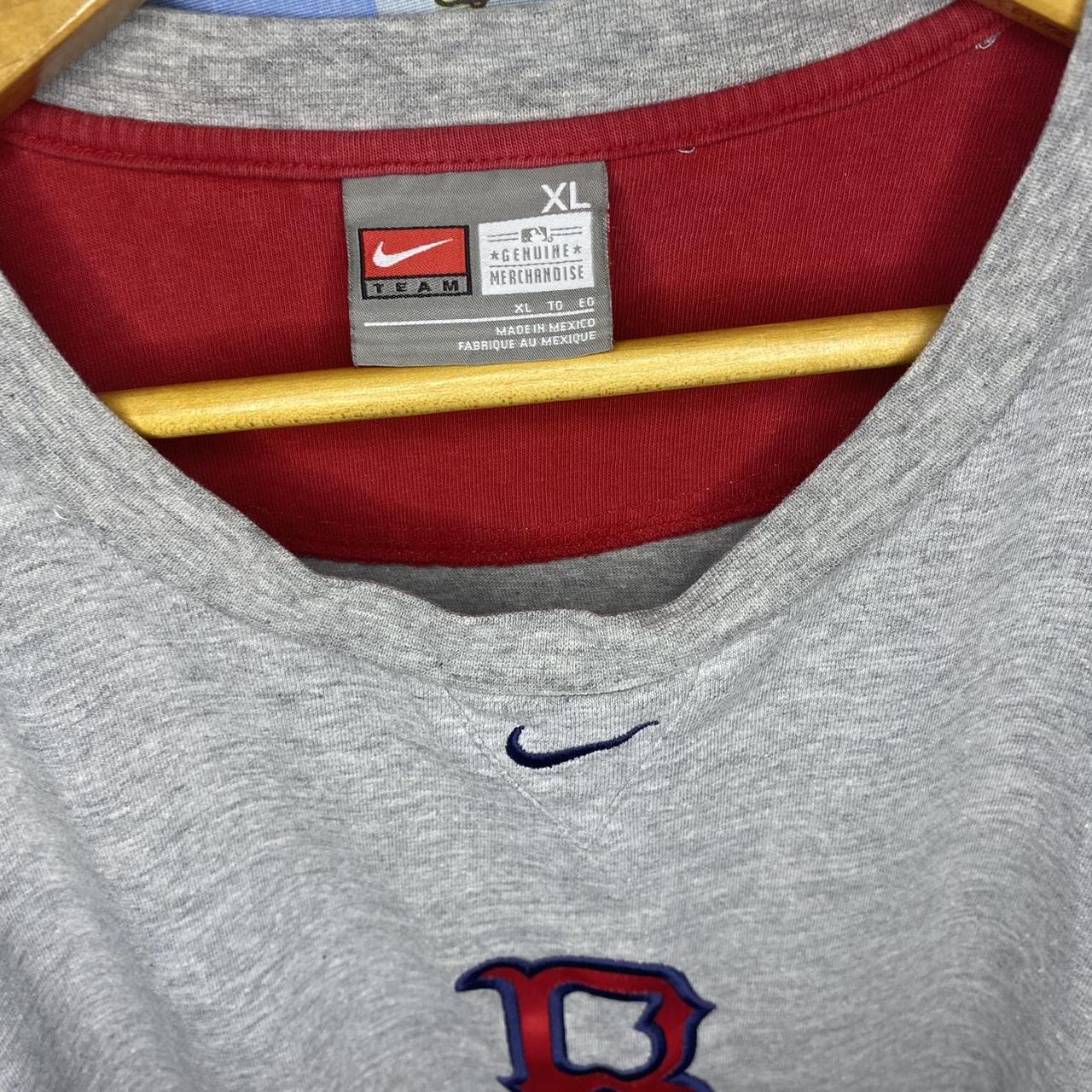 vtg y2k NIKE TEAM Boston Red Sox embroidered center - Depop