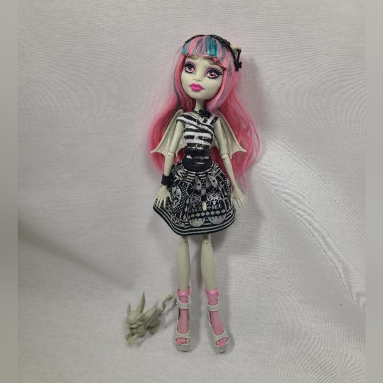 Monster High Rochelle Goyle First Wave Doll With... - Depop