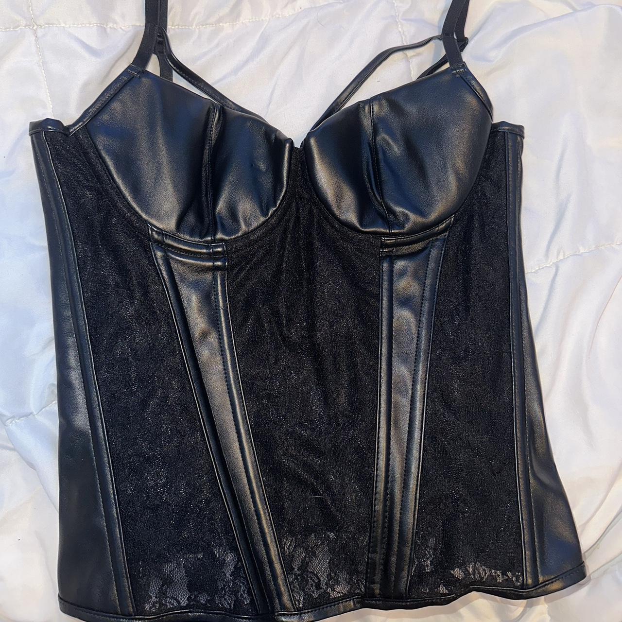 Black lacy corset size small - Depop