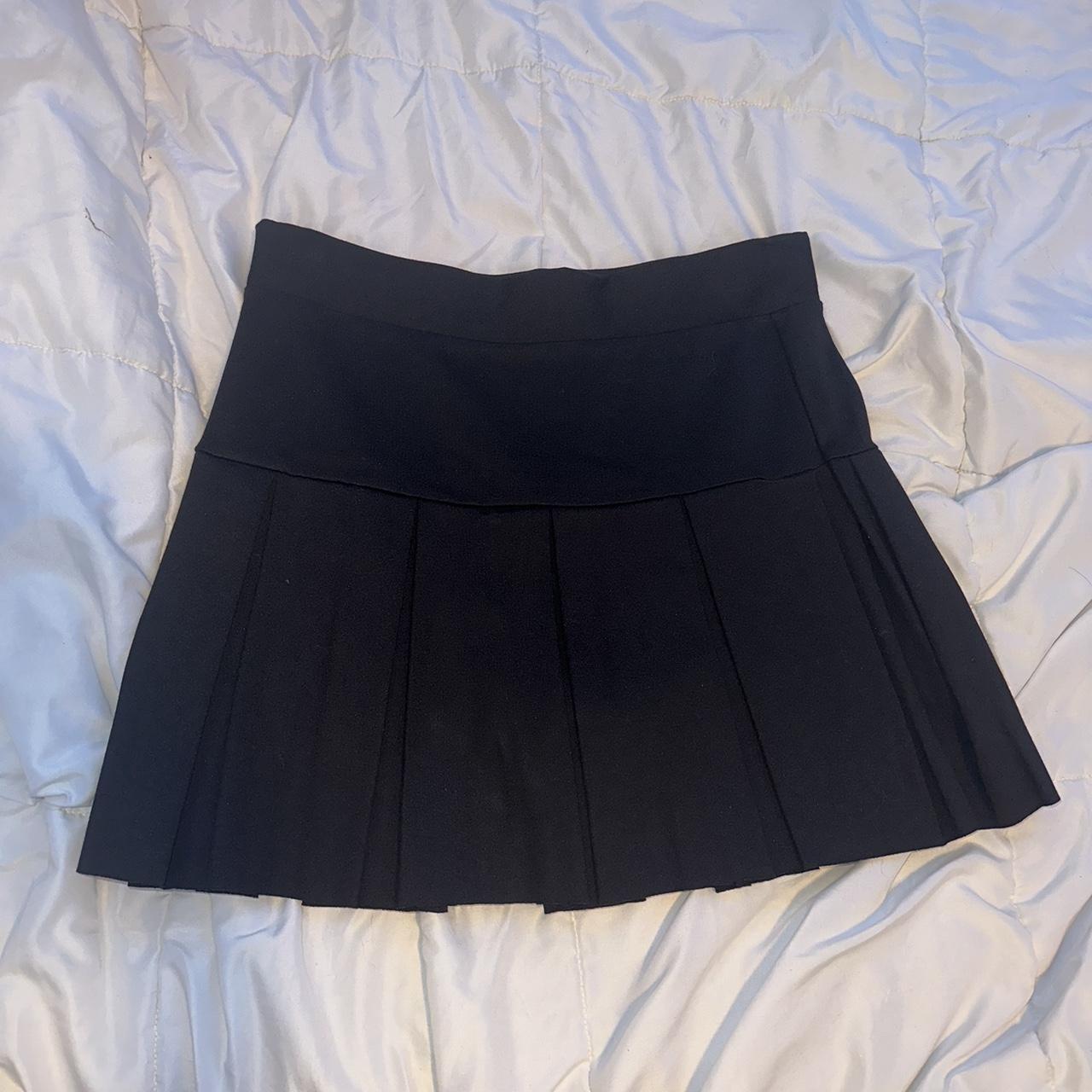 Black dollskill skirt never worn size medium - Depop