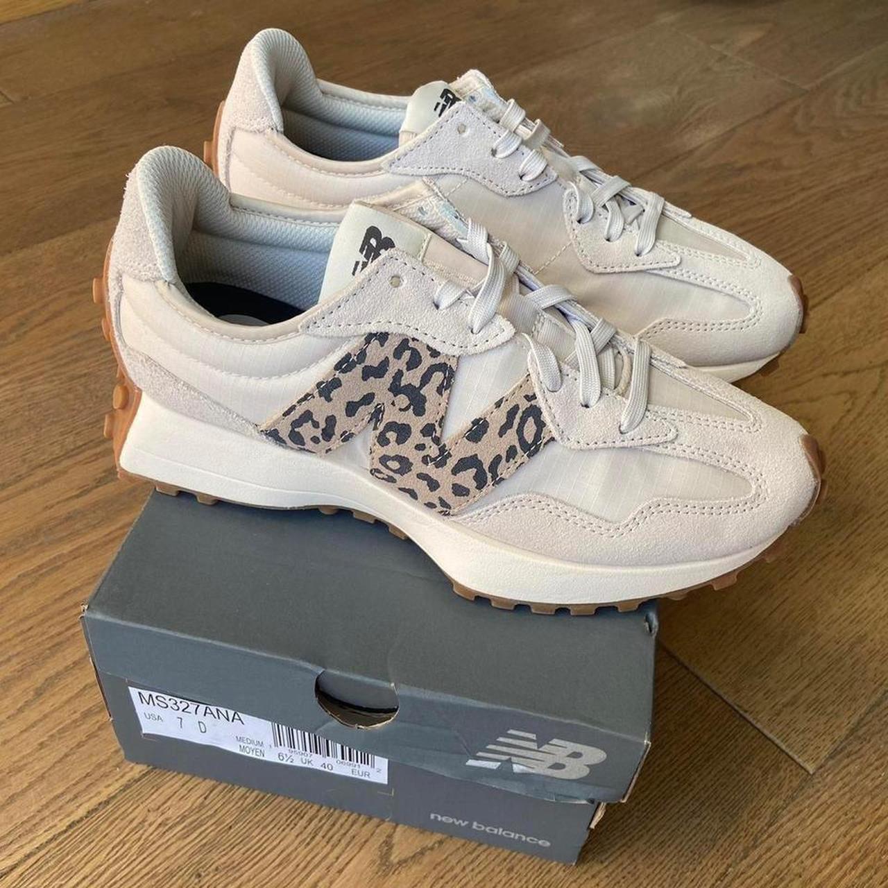 New Balance Women's Cream and Brown Trainers | Depop