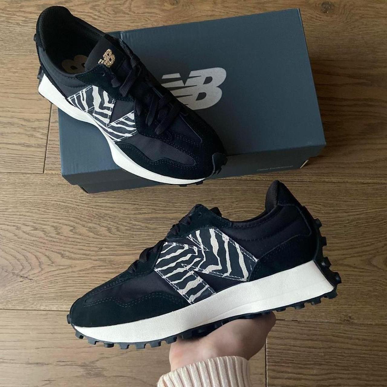New Balance 327 trainers in zebra print