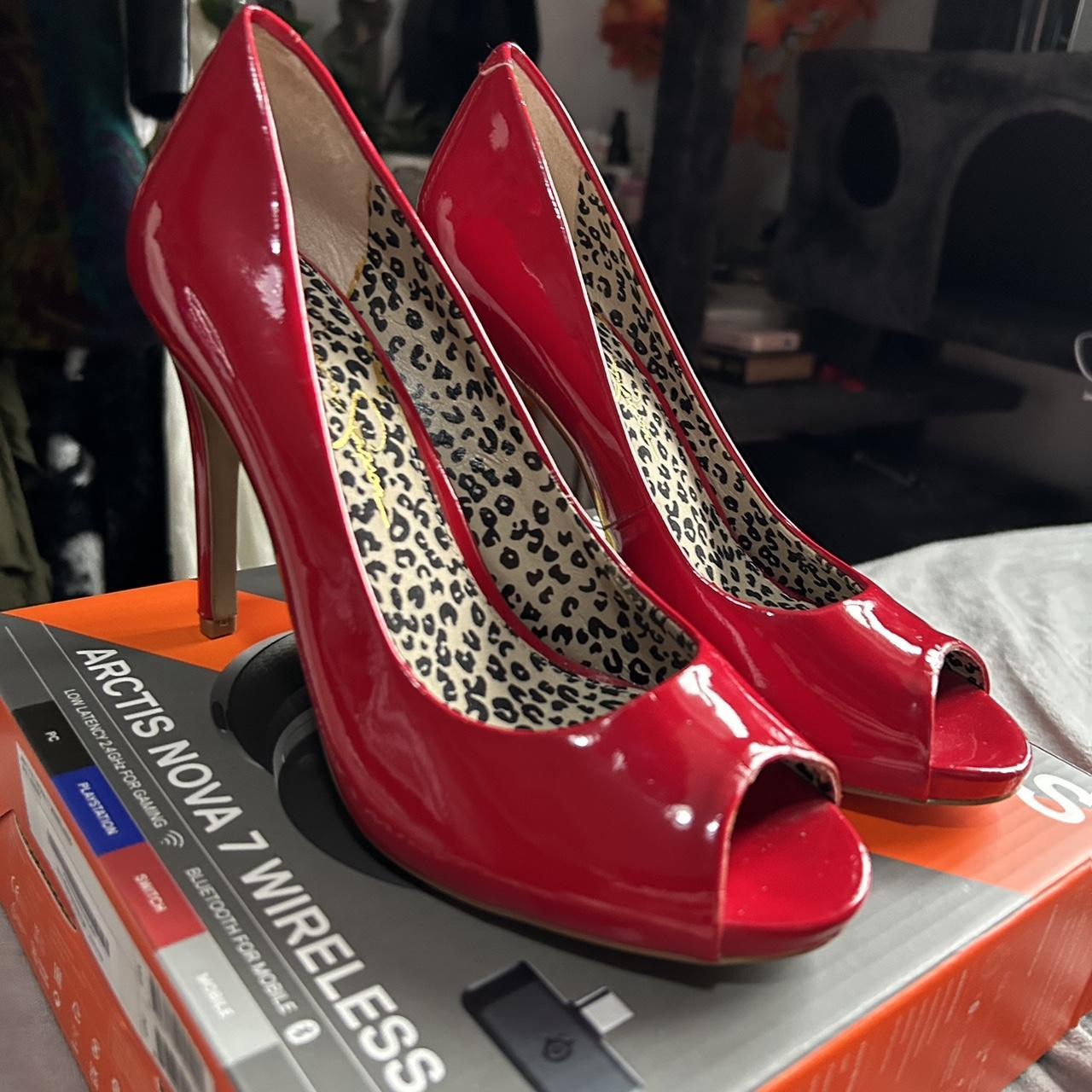 Jessica simpson red peep toe heels hotsell