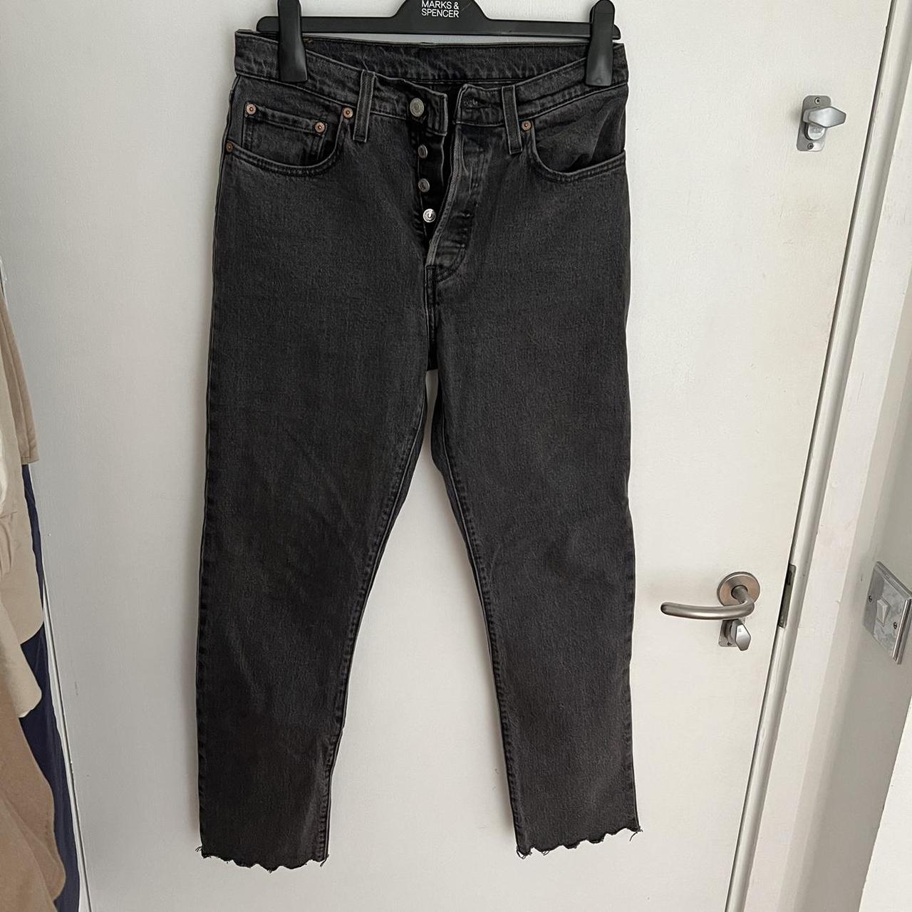Levi’s cropped denim jeans W27 L30 Great... - Depop