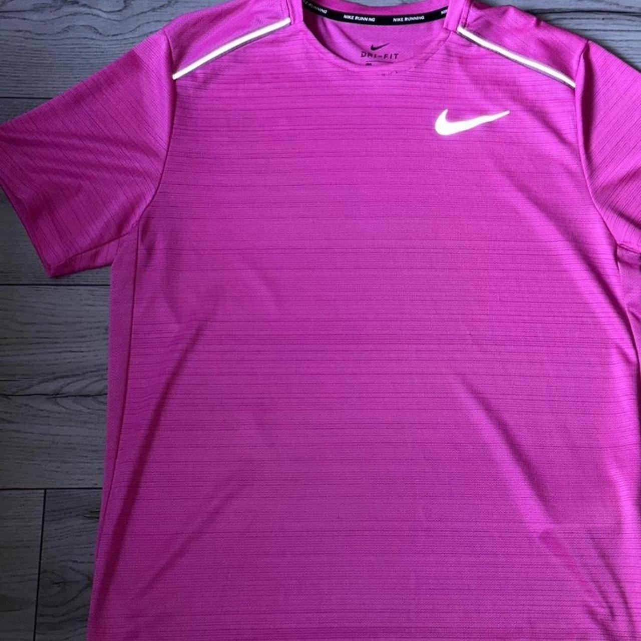 nike-men-s-pink-t-shirt-depop