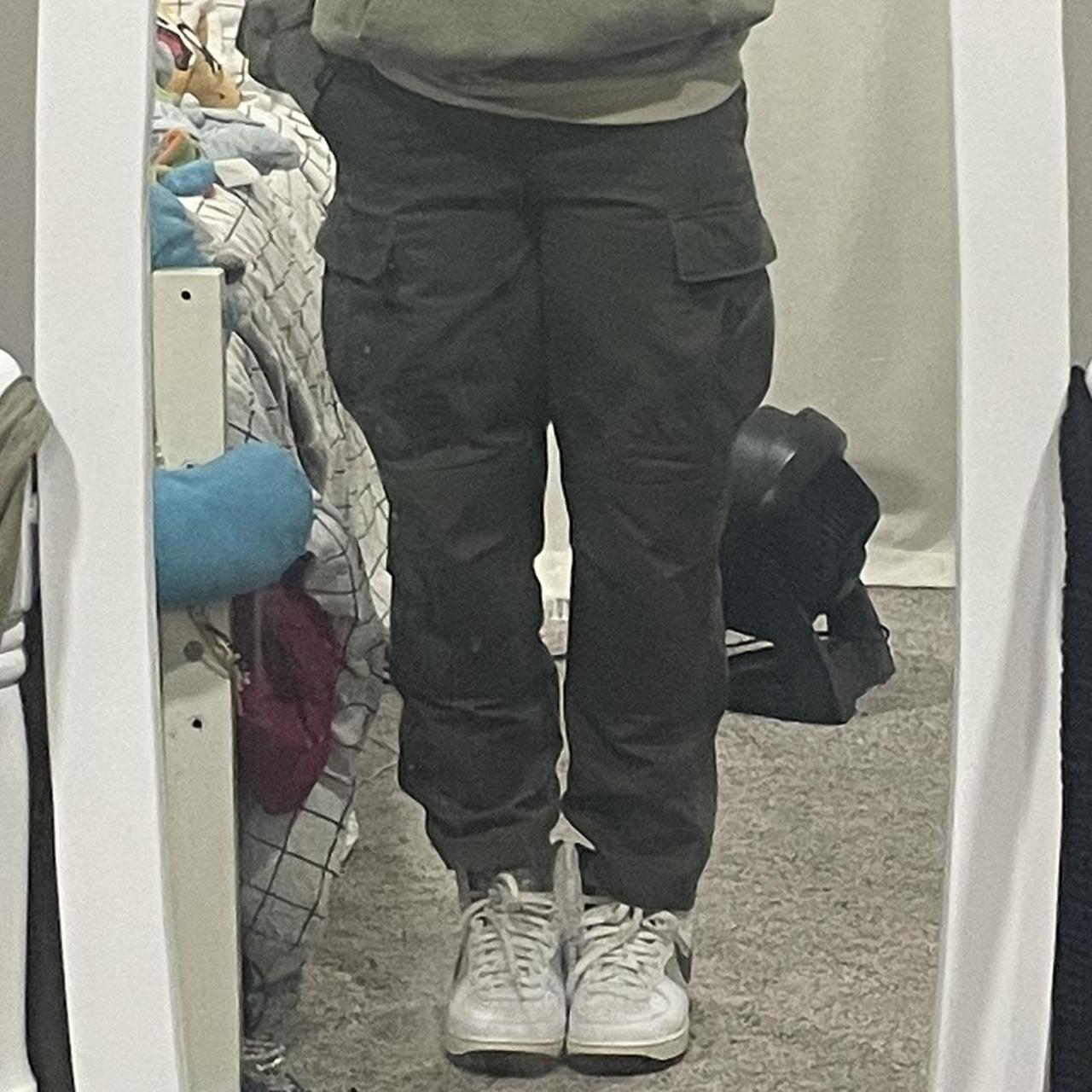 Zumiez store cargo pants