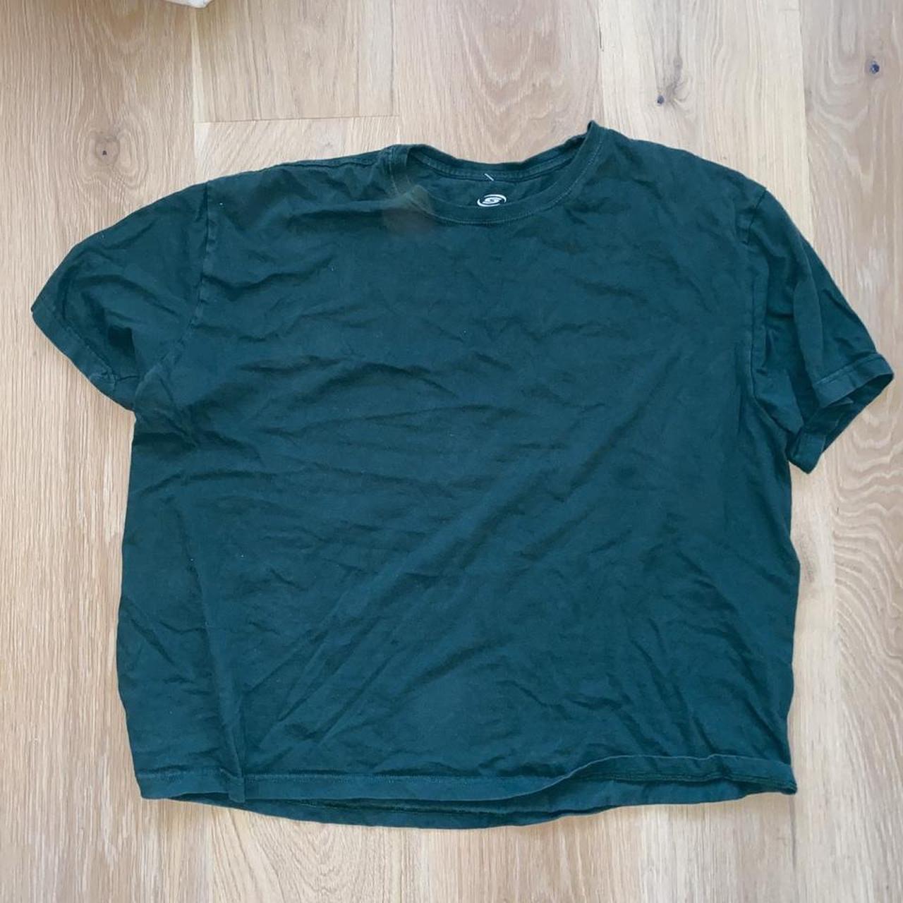 Simply For Sports Women's Green Tshirt Depop