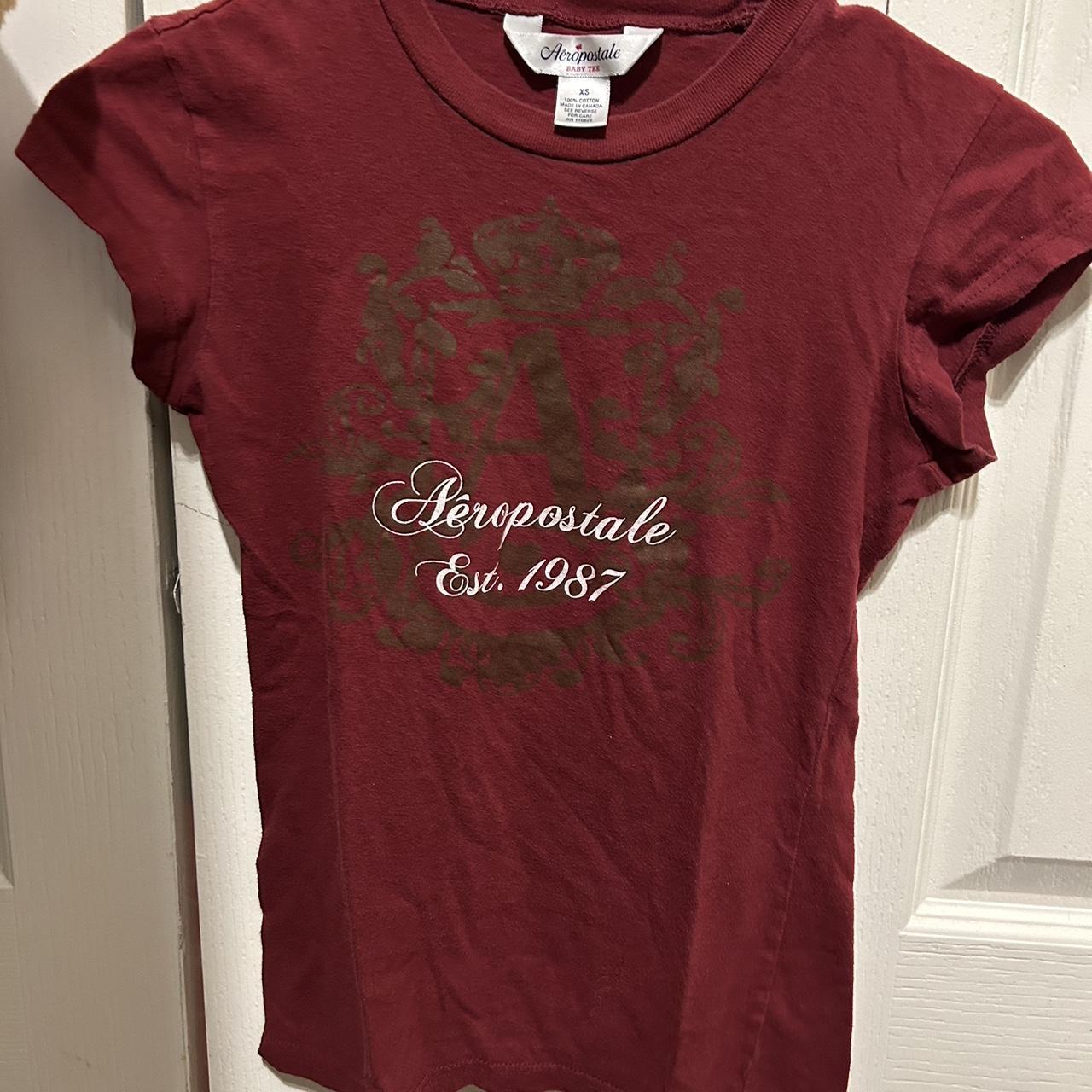 Aeropostale Women's Burgundy T-shirt