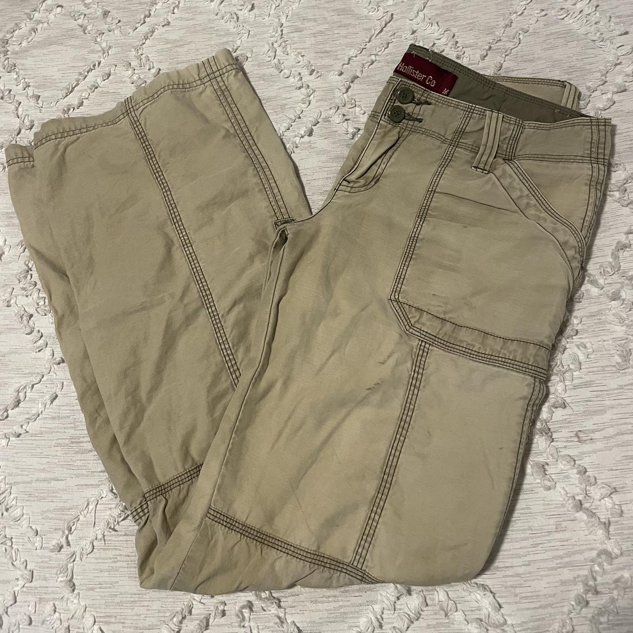 Hollister Cargo Pants Size Medium Will best fit a... - Depop