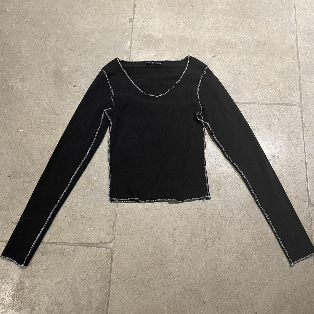 Brandy Melville Women's Black and White Crop-top | Depop