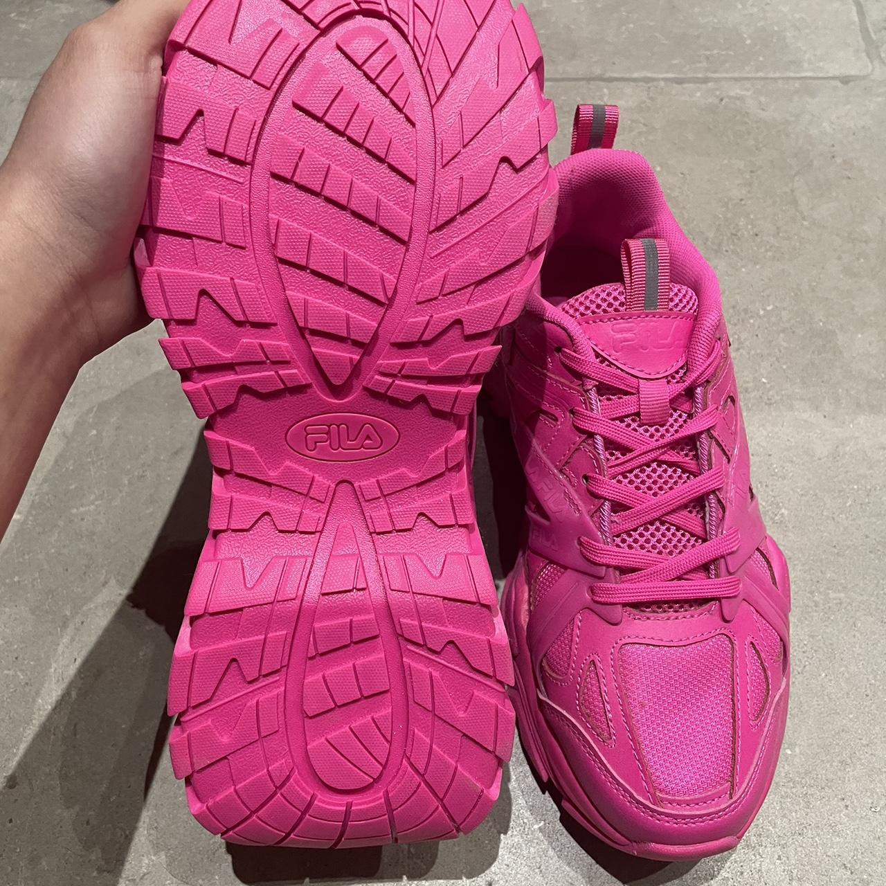 fila running shoes pink