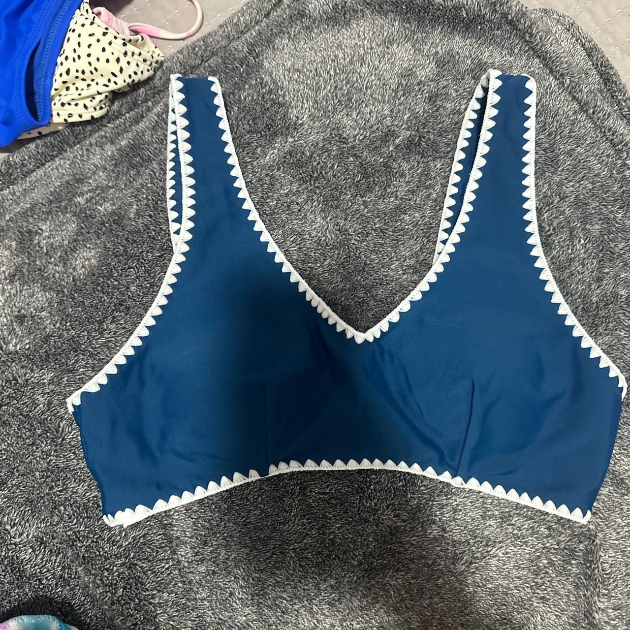 Cupshe Women's Bikiniandtankinitops Depop