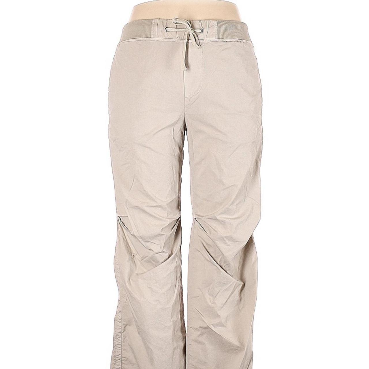 James Perse Women's Khaki Trousers | Depop