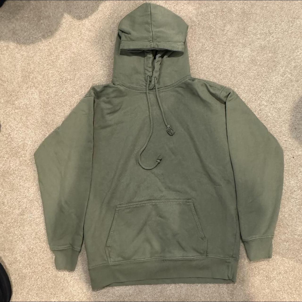 Authentic Brandy Melville Army Green Zip Up Christy Hoodie, Women's  Fashion, Coats, Jackets and Outerwear on Carousell