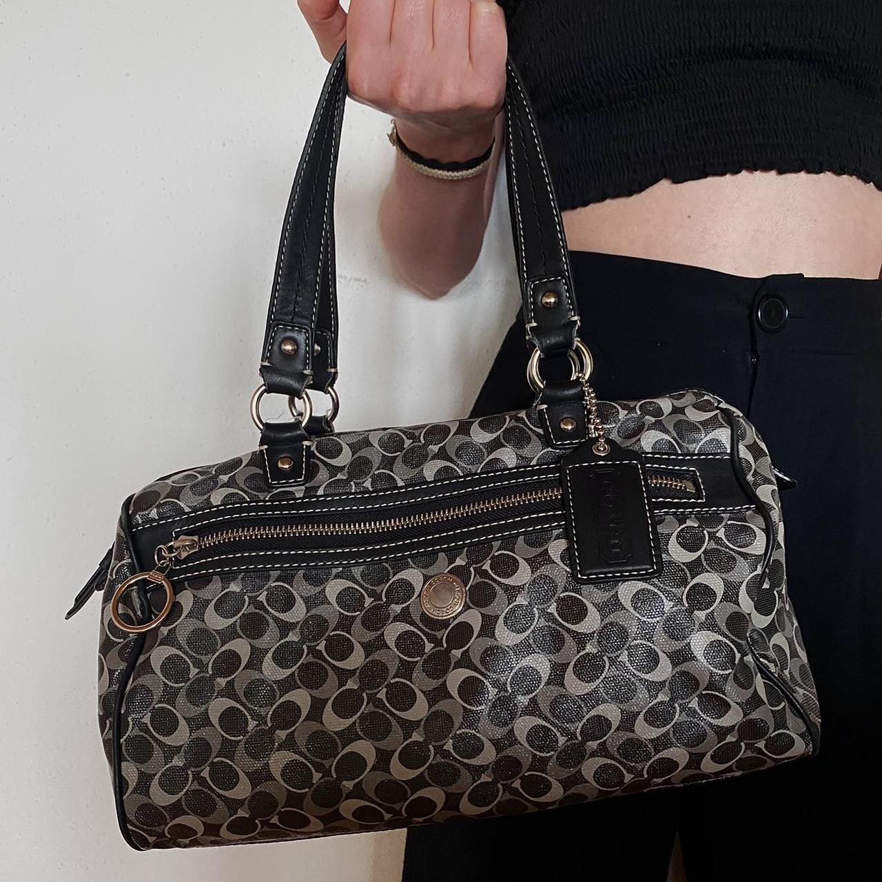 Authentic Coach Signature Chelsea Bias Zippered | Depop