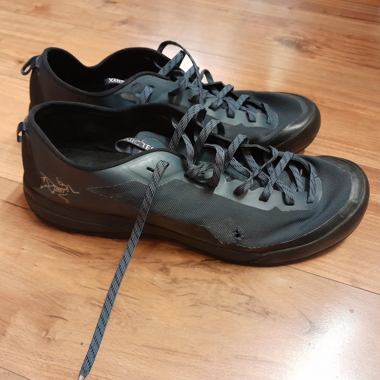 Arc' Teryx Konseal LT Men’s Hiking Climbing Shoes