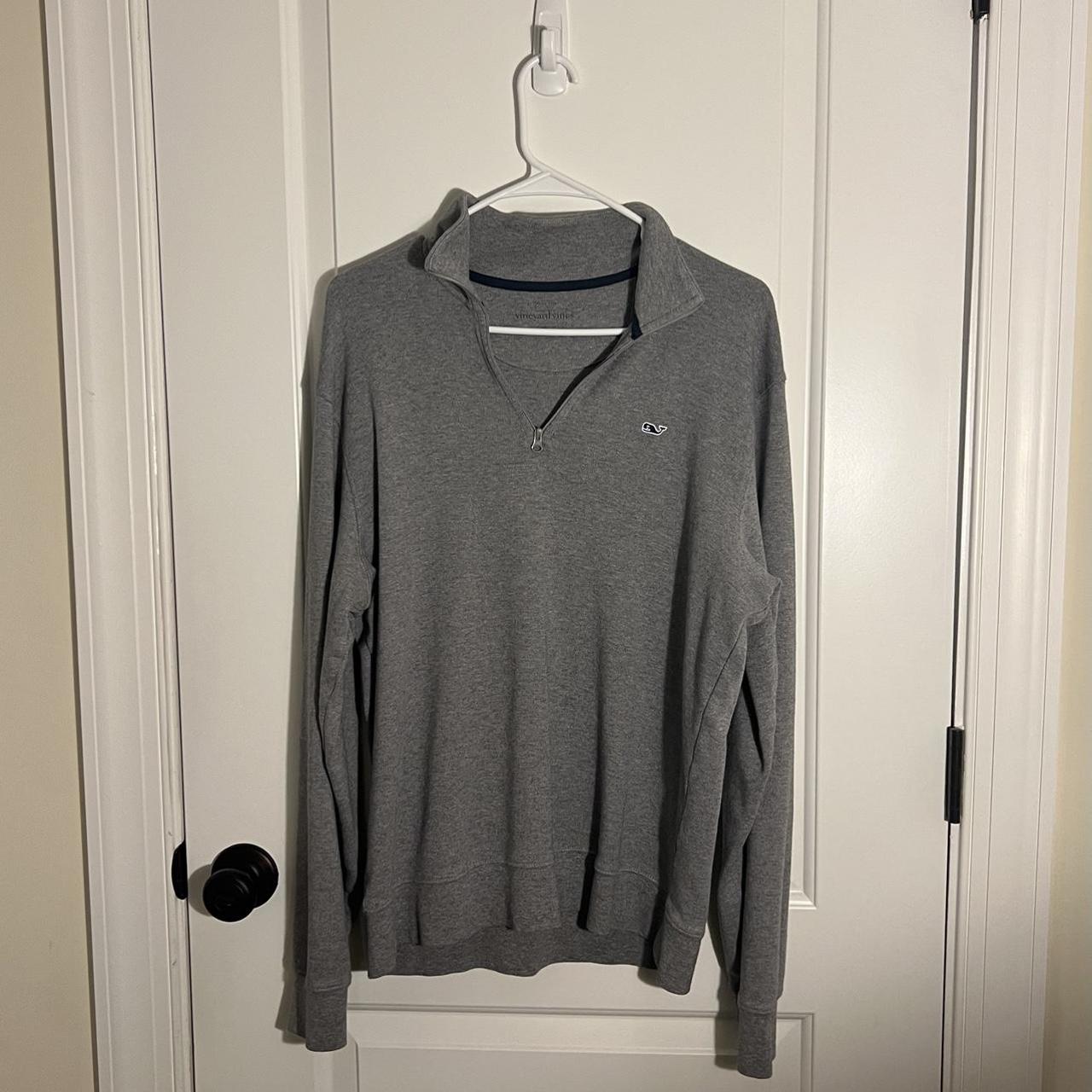 VINEYARD VINES CREW - MENS SIZE US M - GRAY - Depop