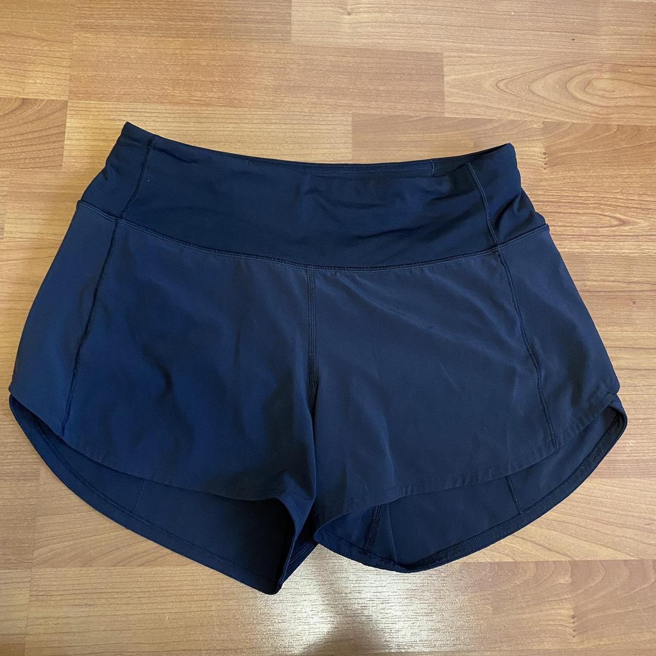 Lululemon Speed Up Shorts size 4 with 4” inseam - Depop