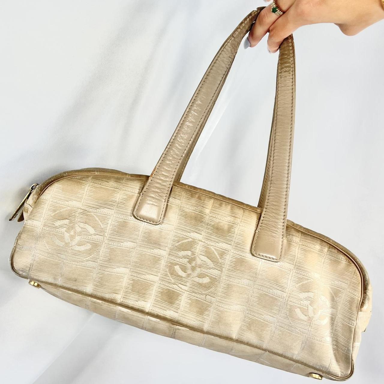 Chanel Cream White Quilted Caviar Small Classic Double Flap Gold Hardware,  2019 Available For Immediate Sale At Sotheby's
