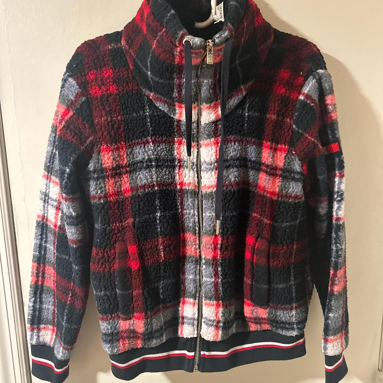item listed by nadiial