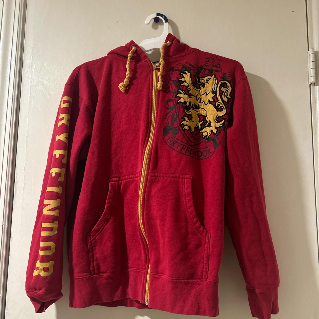 item listed by nadiial