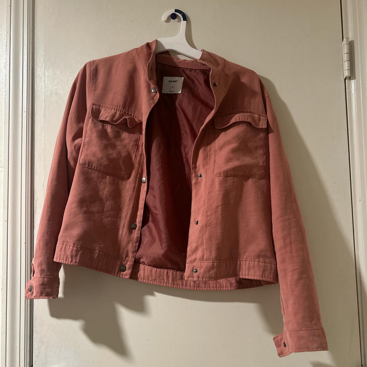 item listed by nadiial