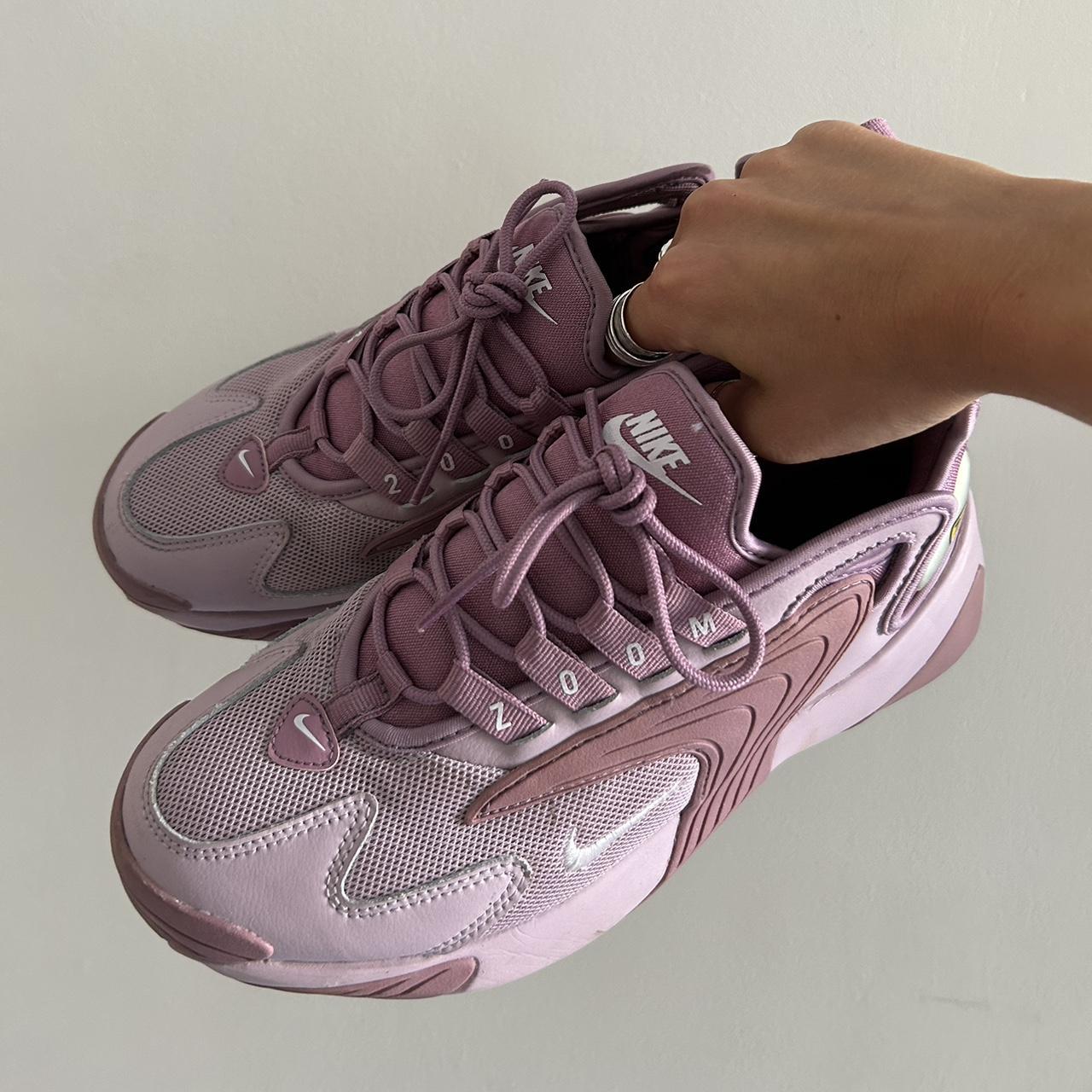 pink nike zoom shoes