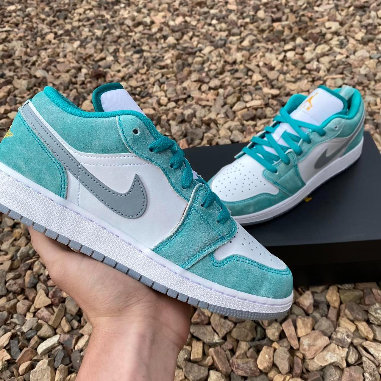 👟🌟 Nike Air Jordan 1 Low Turbo Green GS 🌟🍀 🌟 Key... - Depop