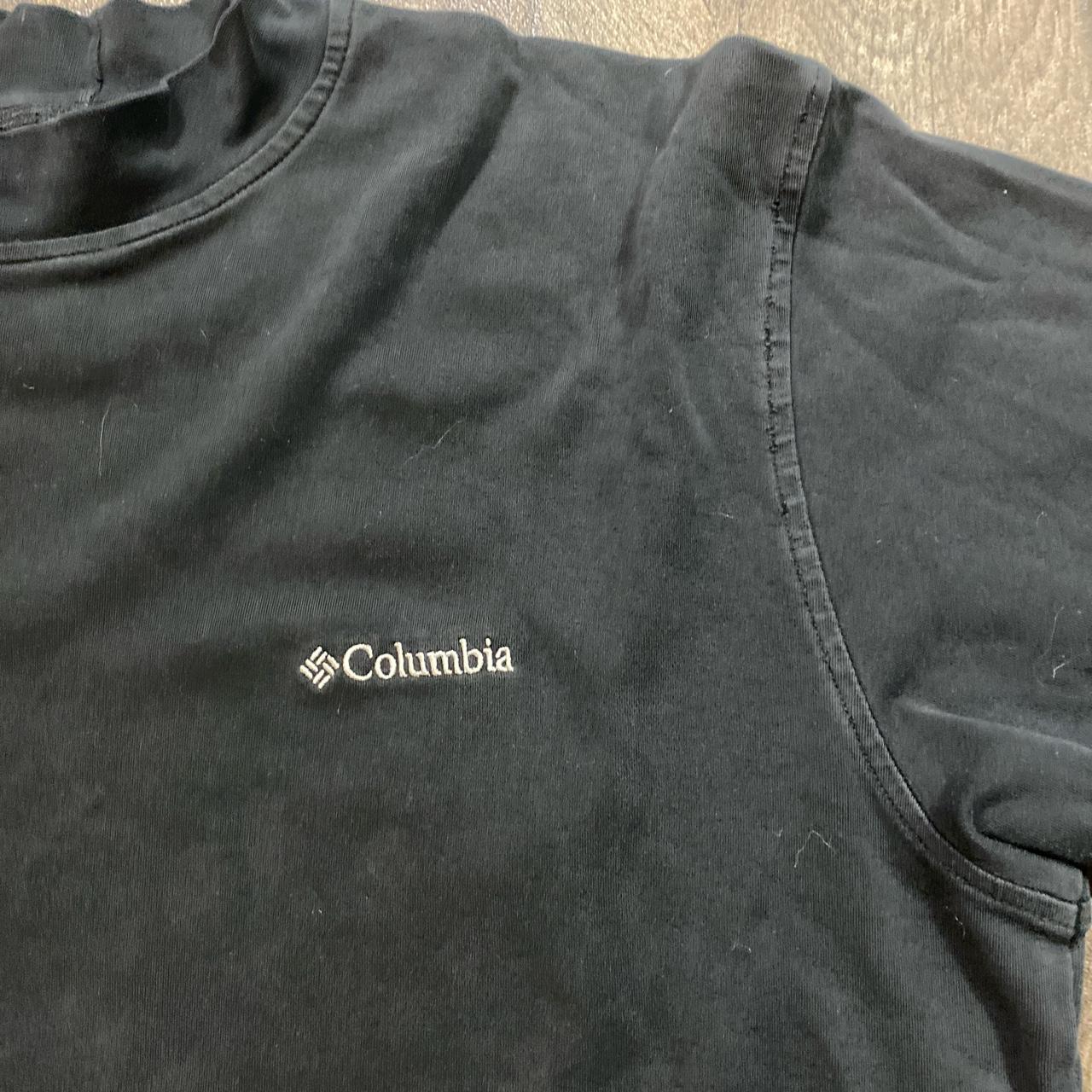 Columbia Long Sleeve 1/4 neck -slight tear on... - Depop