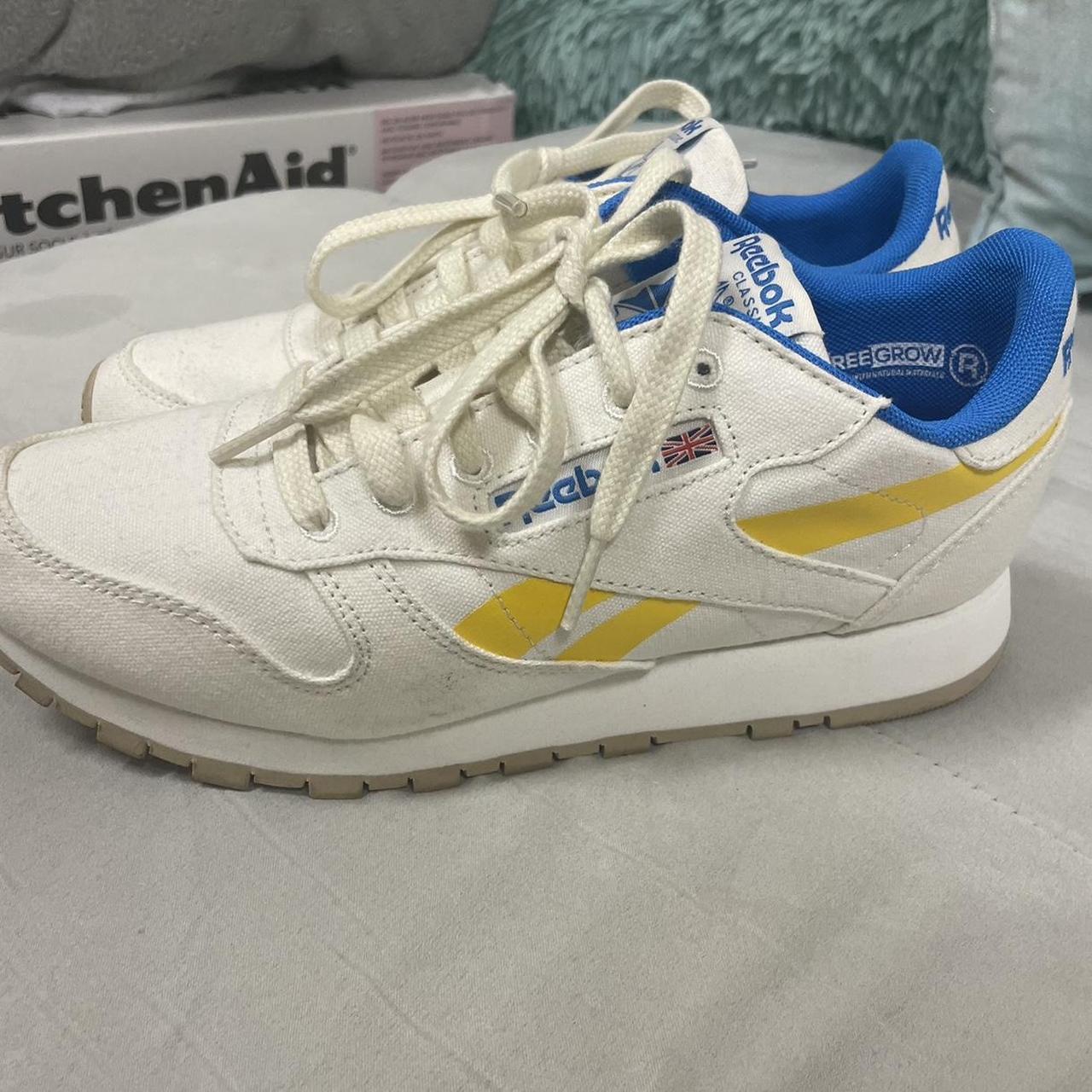 Reebok Women's Yellow and Blue Trainers | Depop