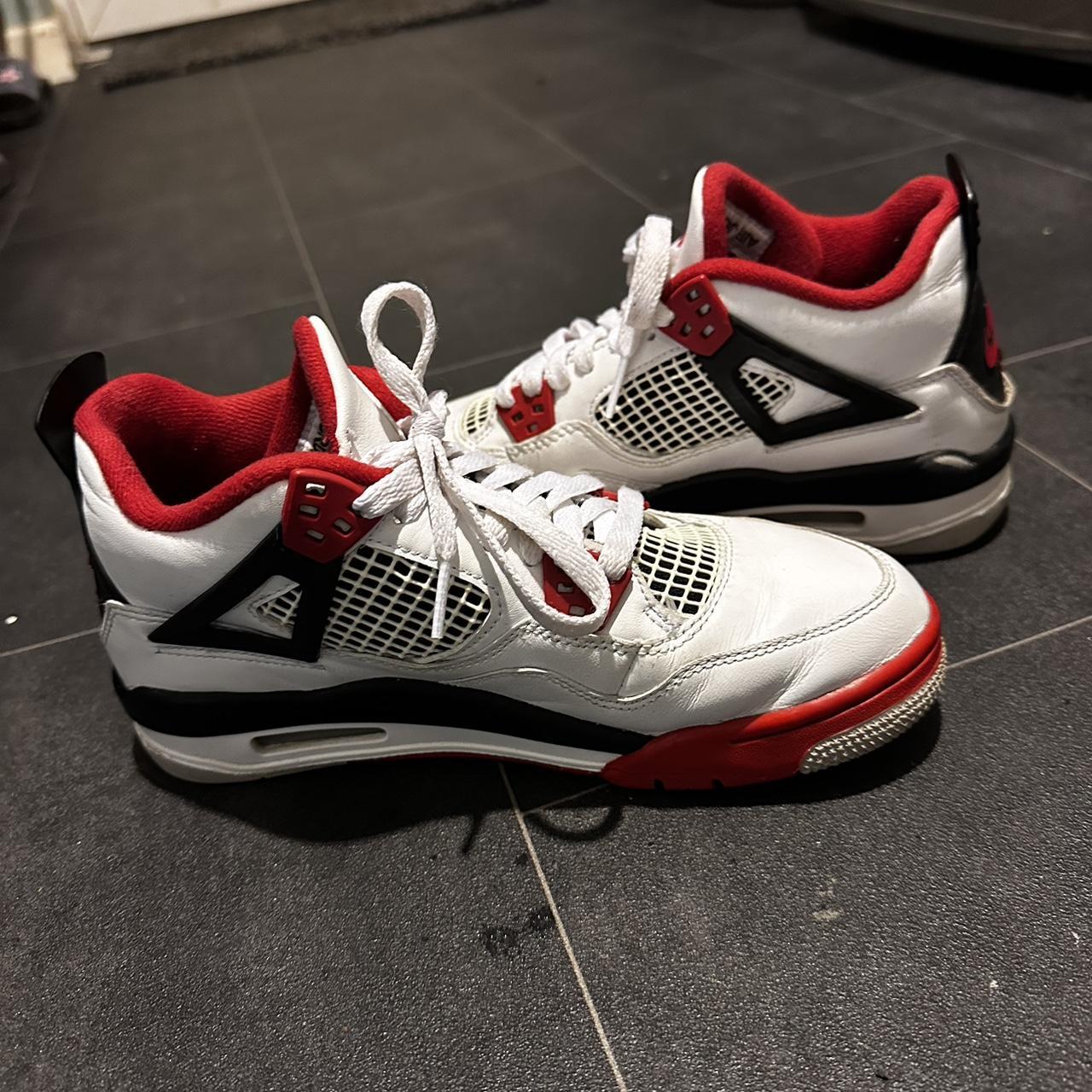 Jordan 4’s Fire red’s Size 5.5 can also fit 5 as it... - Depop