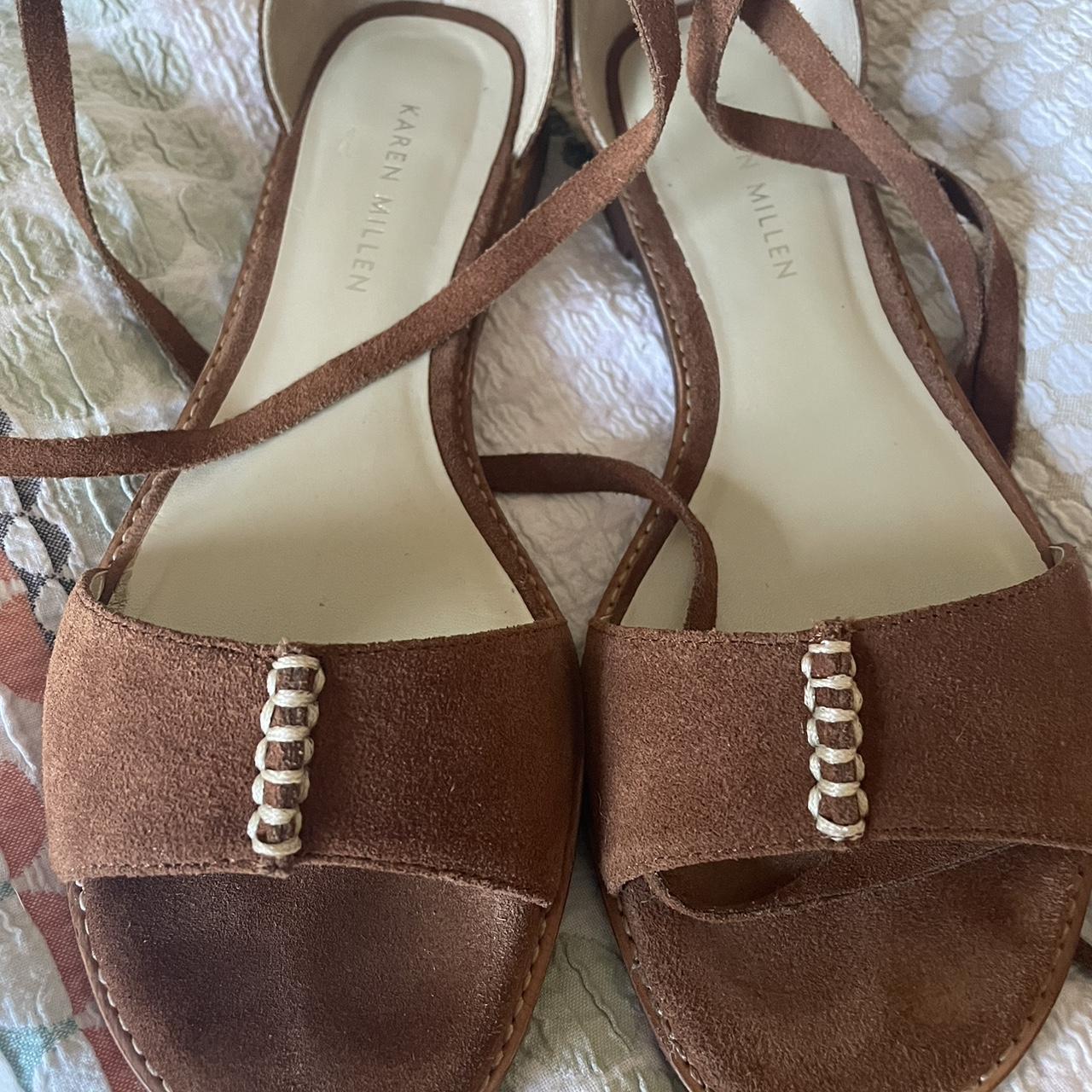 item listed by prelovedbyluckygirlie
