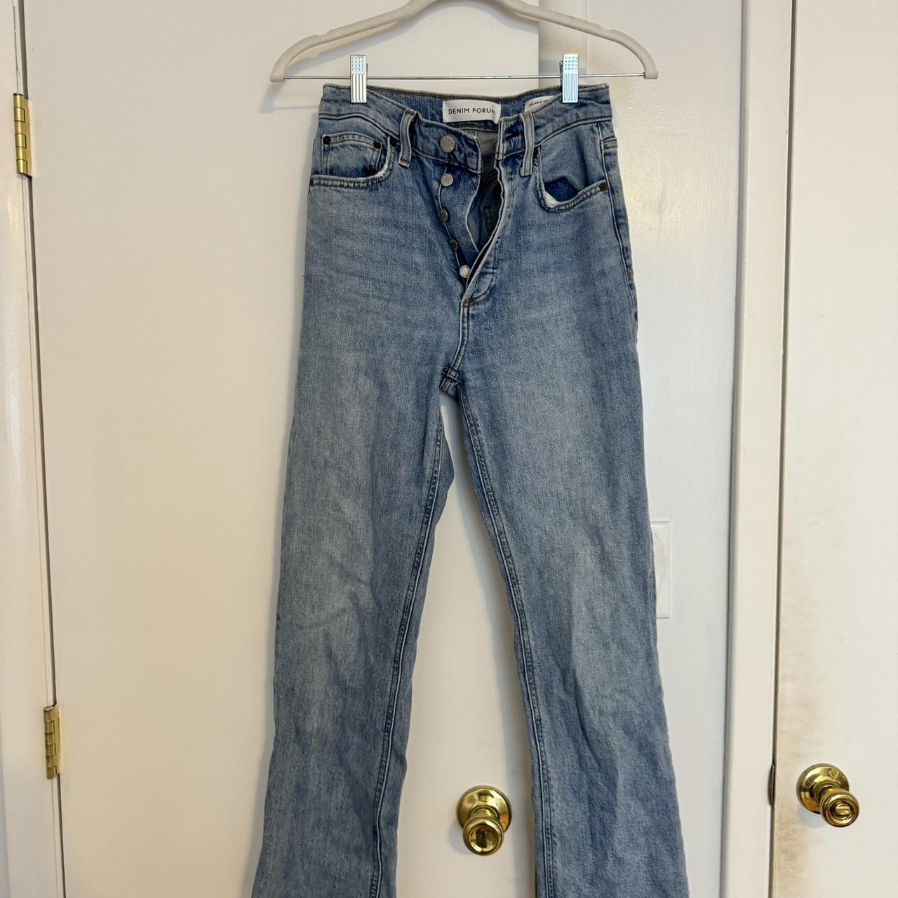 Aritzia Denim Forum Arlo high rise straight... - Depop