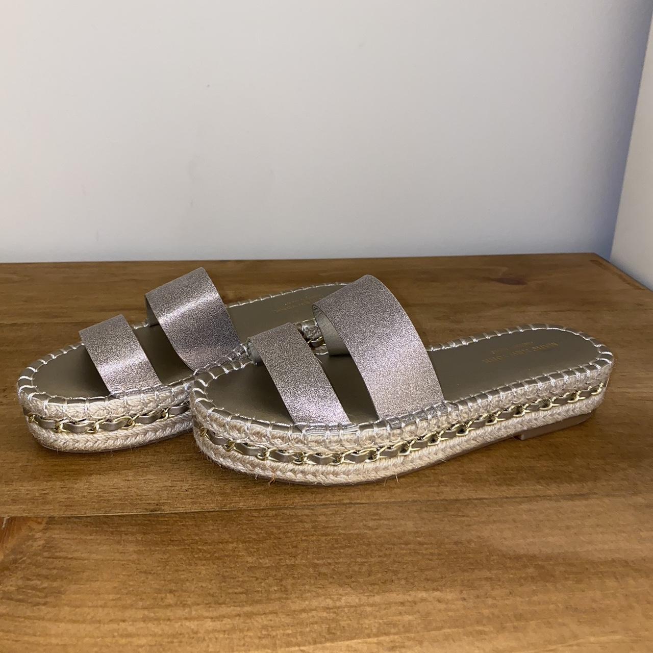 marc jacobs daisy aqua slide sandal