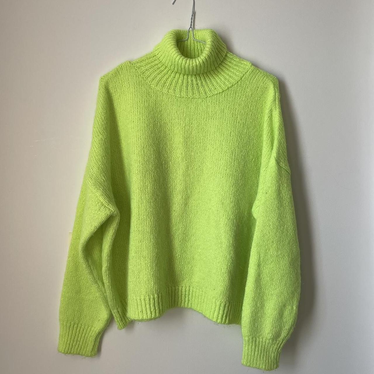 Lime green turtleneck 🐢 #turtleneck #sweater #jumpers - Depop