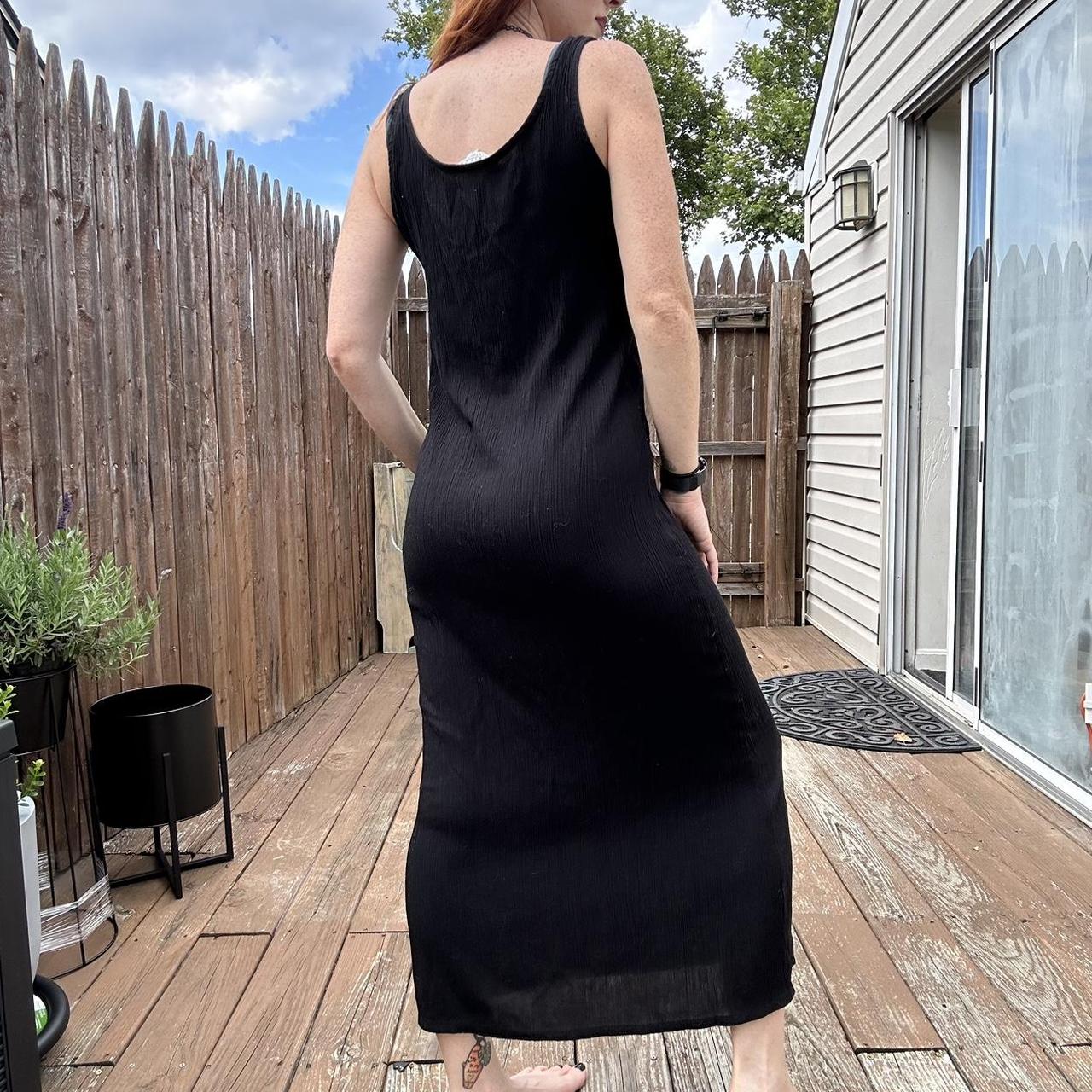 🖤 Black vtg crinkle fabric maxi dress with brown... - Depop