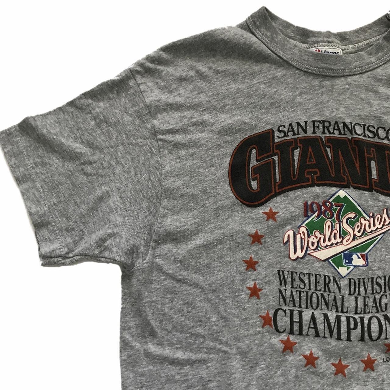 Vintage 80s San Fransisco Giants T-shirt. Graphic - Depop