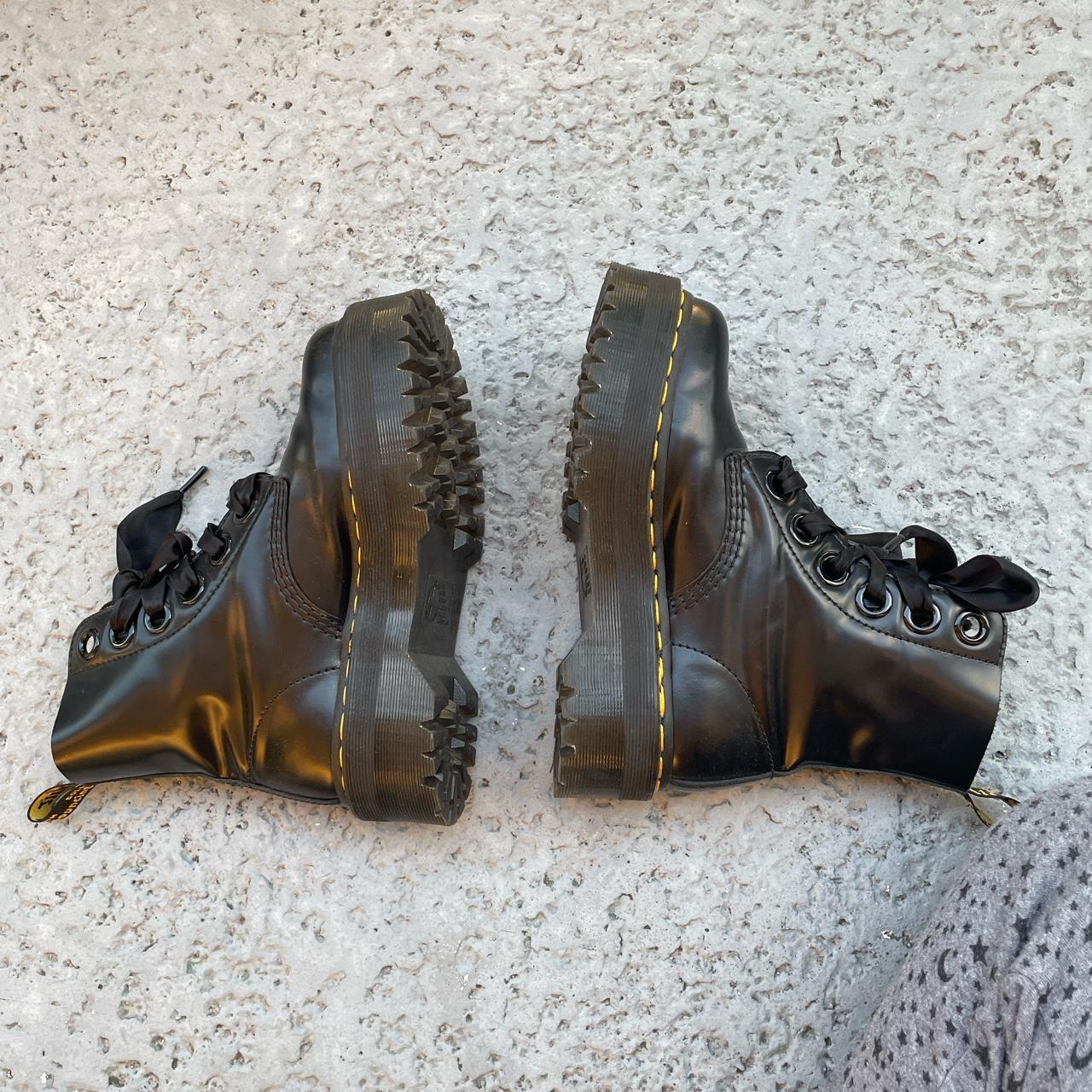 doc martens molly patent