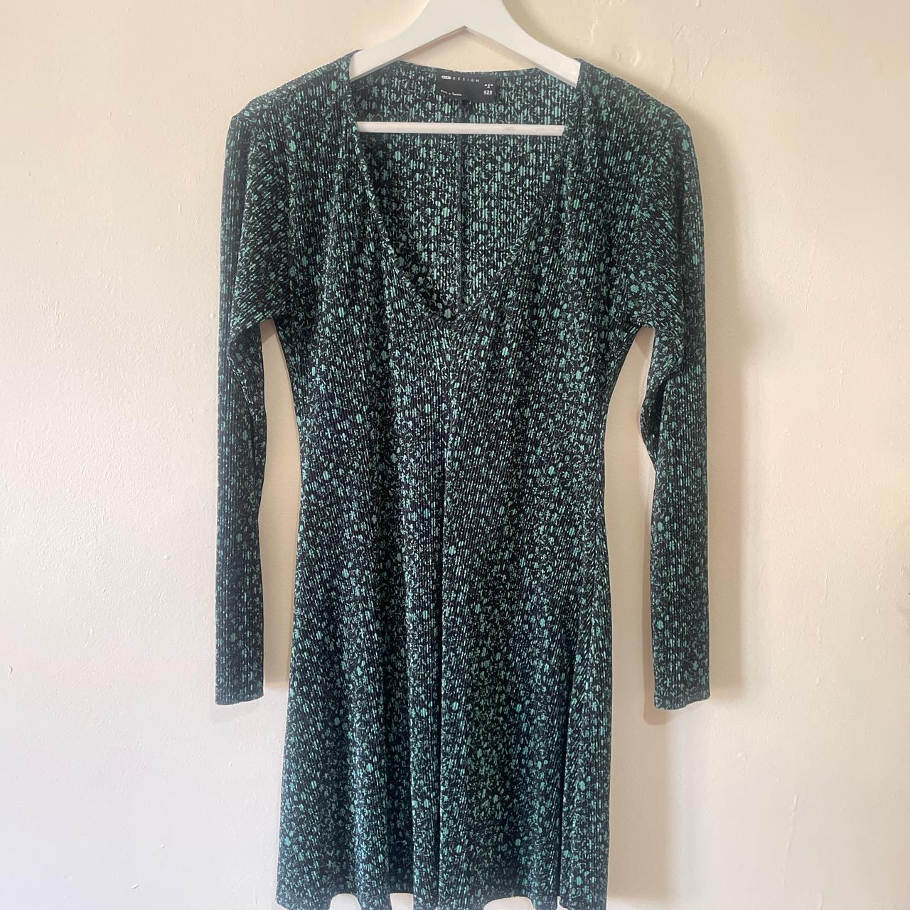 ASOS Design Women's Black and Green Dress | Depop