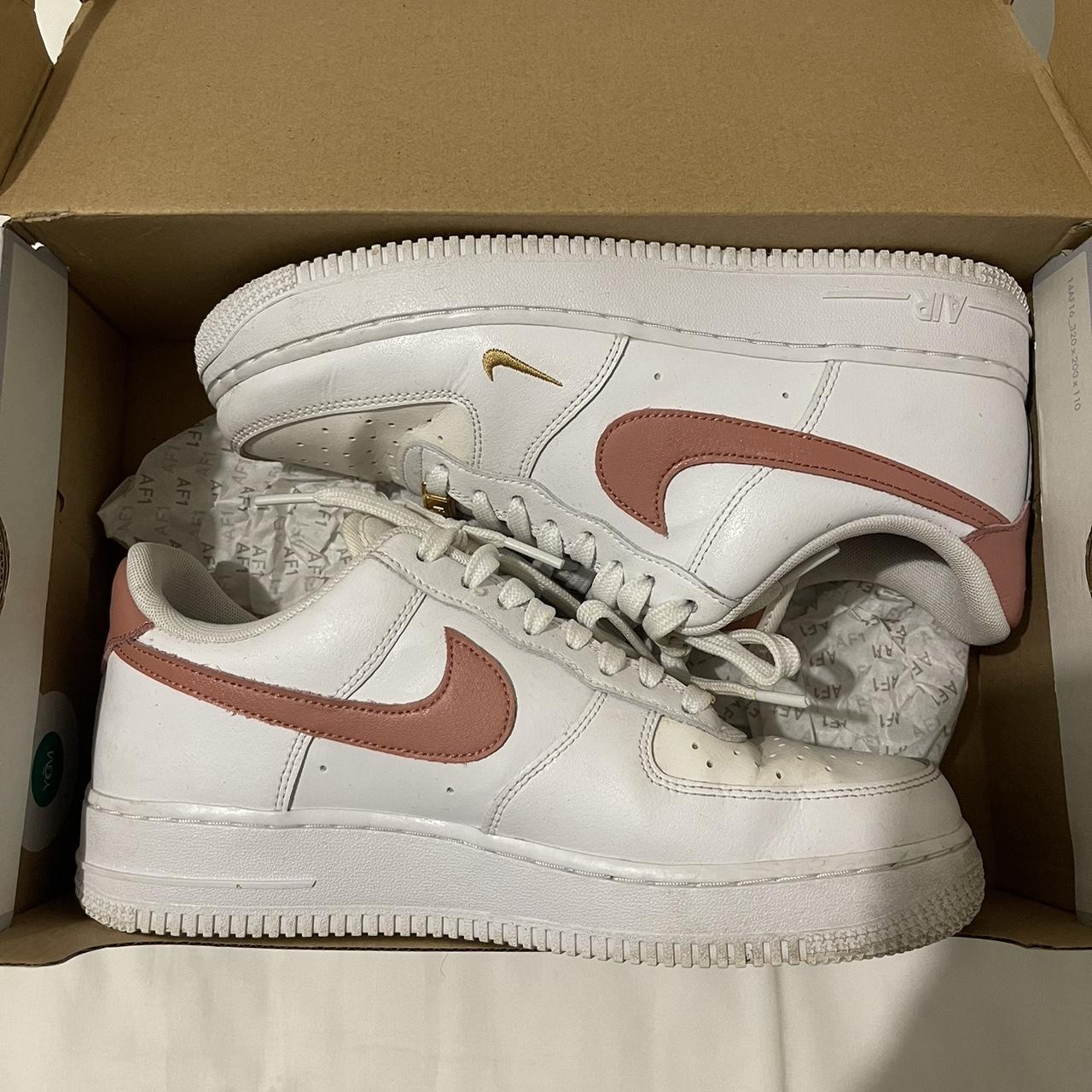 nike air force 1 07 essential white rust pink