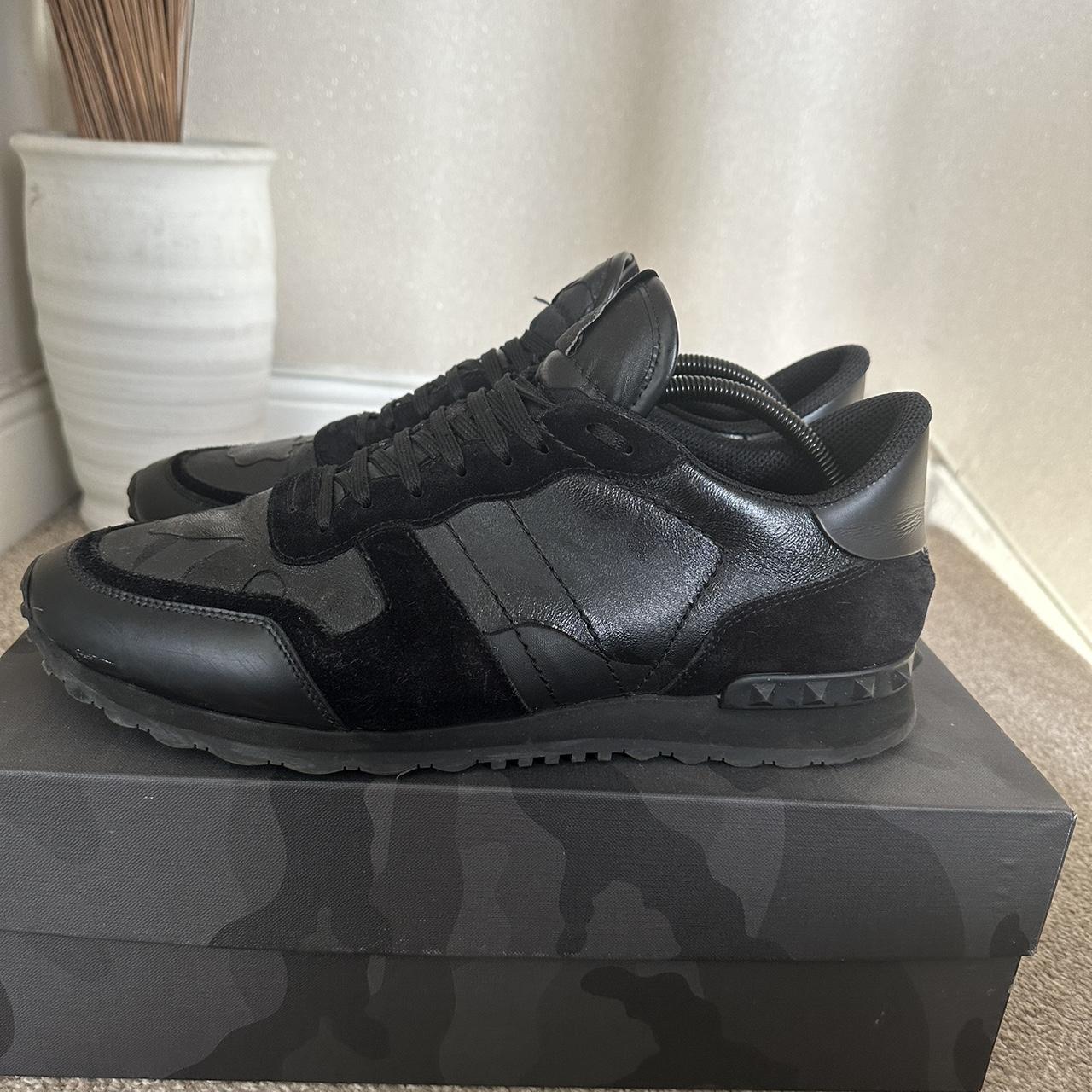 valentinos black camo