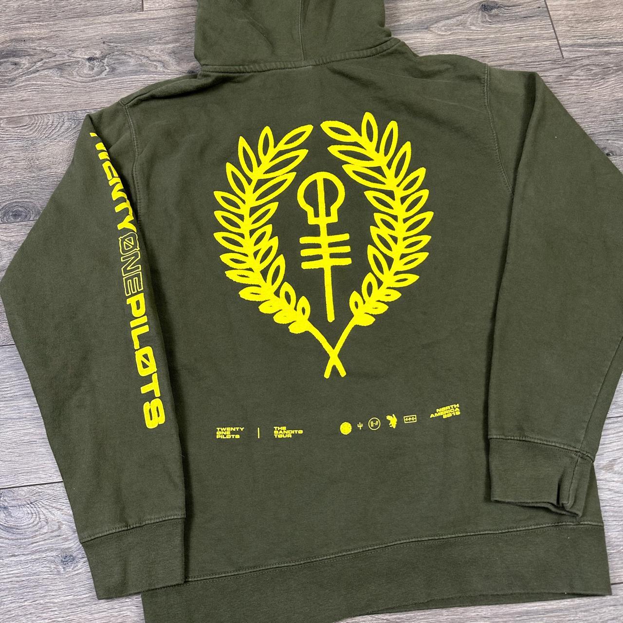 Twenty one pilots green on sale hoodie